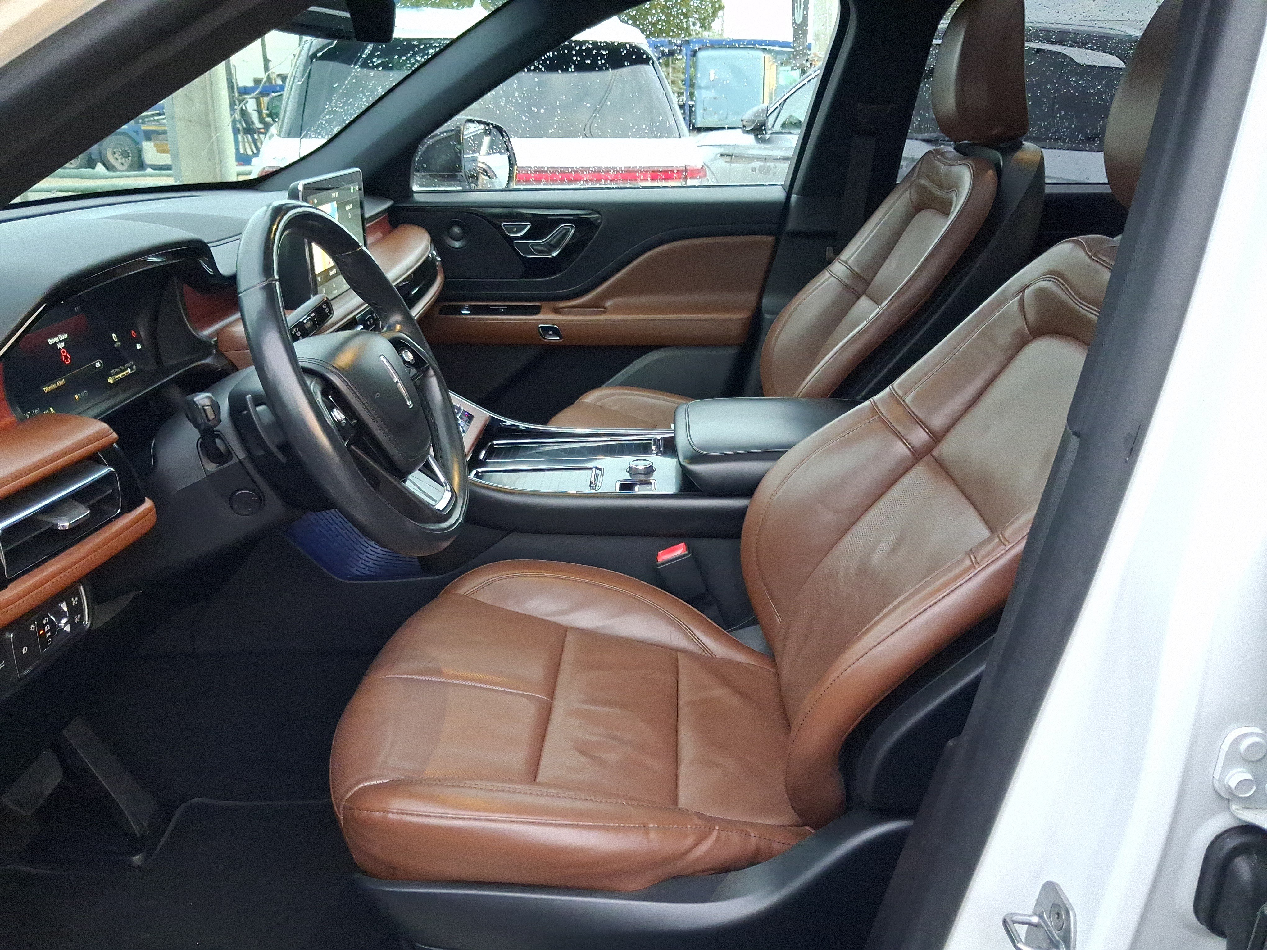 Certified 2021 Lincoln Aviator Reserve w/ Elements Package Plus RWD image 11