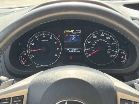 Used 2014 Subaru Outback 2.5i Limited image 25