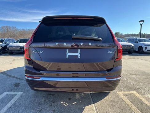 New 2026 Volvo XC90 B6 Core w/ Protection Package Premier image 6