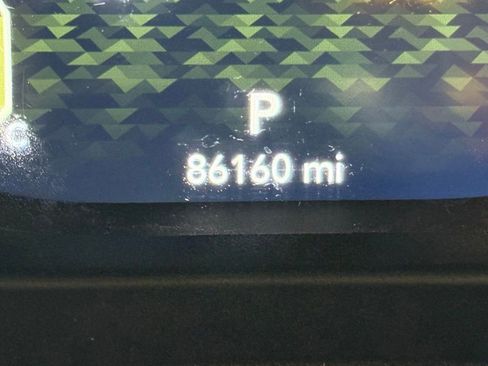 Used 2021 Jeep Wrangler Unlimited Rubicon image 18