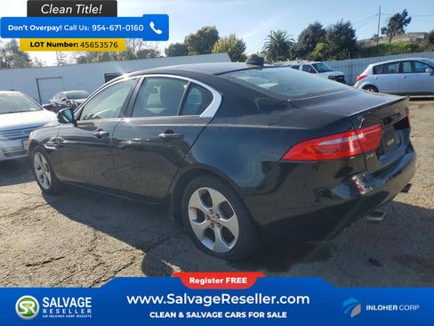 Used 2017 Jaguar XE RWD image 3