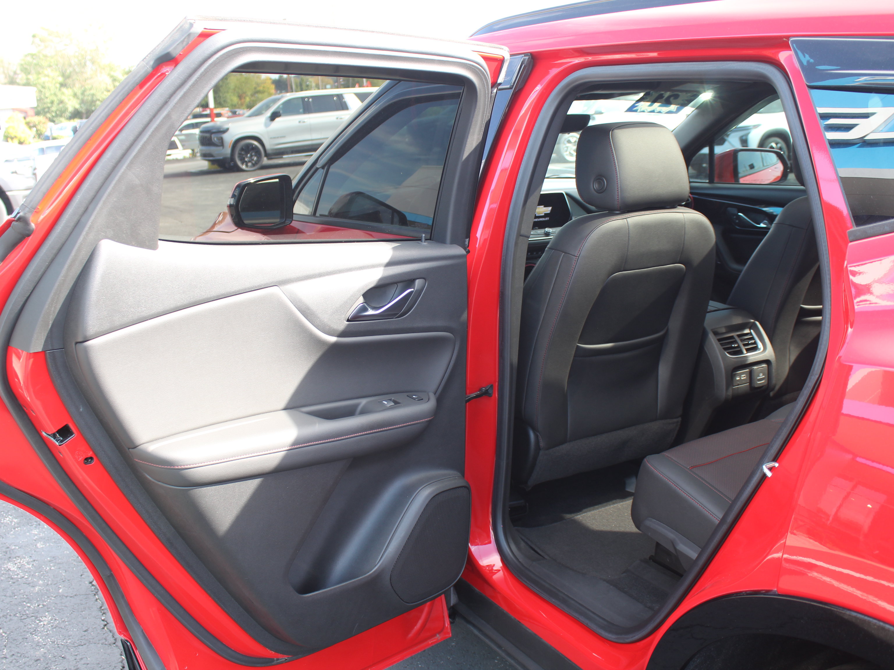Used 2021 Chevrolet Blazer RS w/ Enhanced Convenience Package FWD image 21