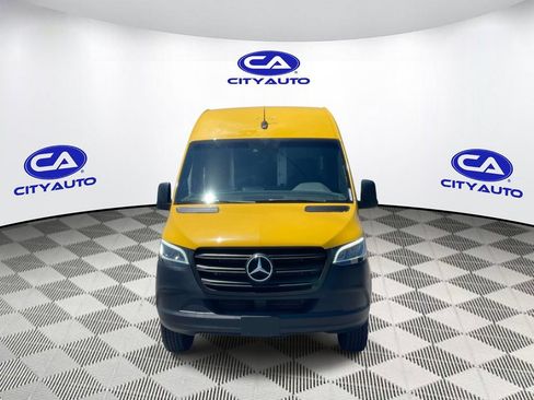Used 2021 Mercedes-Benz Sprinter 2500 w/ Acoustic Package image 10
