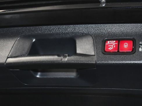 Used 2025 Mercedes-Benz GLS 450 GLS 450 image 80