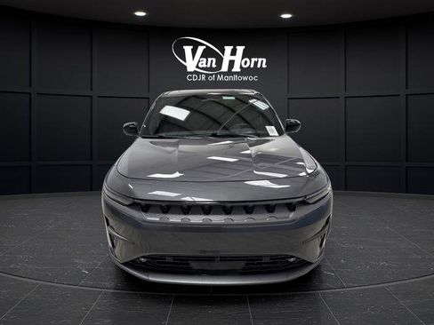 Used 2025 Jeep Wagoneer S Launch Edition image 12