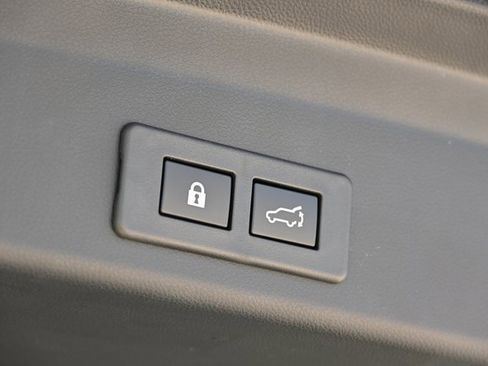 New 2025 Subaru Ascent Bronze Edition image 16