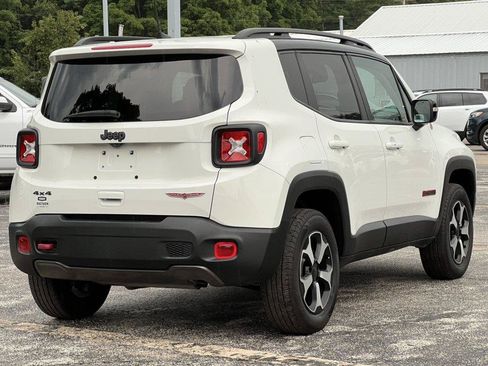 Used 2022 Jeep Renegade Trailhawk AWD/4WD image 40