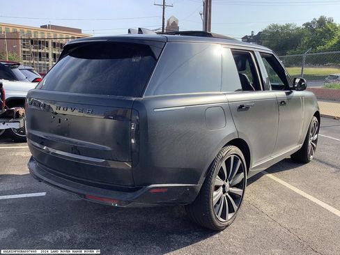 Used 2024 Land Rover Range Rover SV AWD/4WD image 6