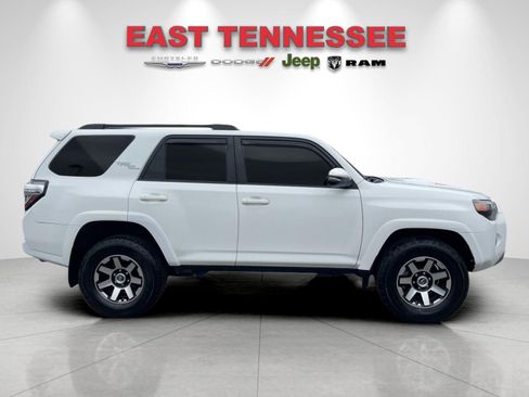 Used 2021 Toyota 4Runner TRD Off-Road Premium image 2