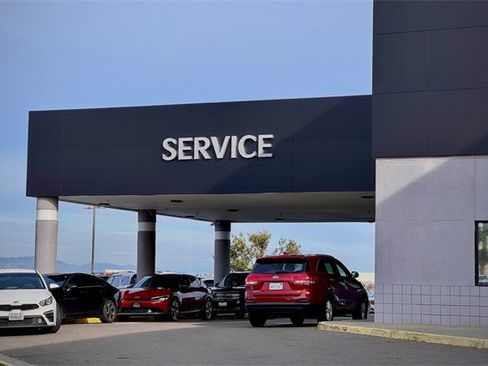 Used 2022 Ford Edge SEL image 39