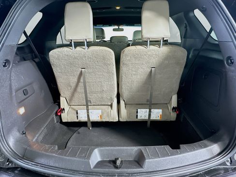 Used 2015 Ford Explorer XLT w/ Equipment Group 202B image 29