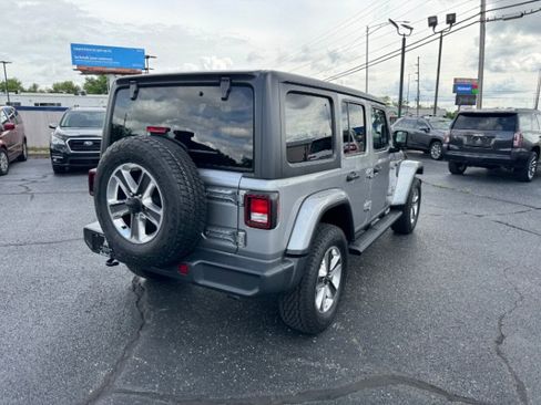 Used 2020 Jeep Wrangler Unlimited Sahara AWD/4WD image 5
