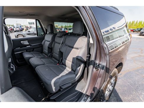 Used 2025 Ford Expedition Max Active image 21