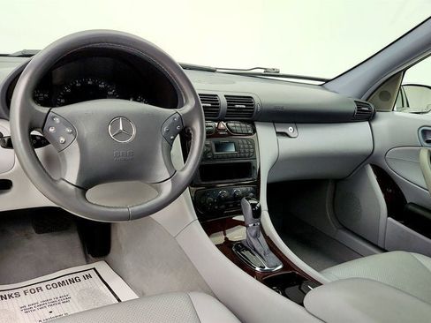 Used 2003 Mercedes-Benz C 240 Sedan image 12