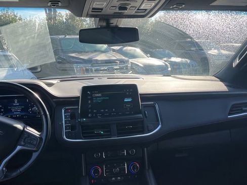 Used 2022 Chevrolet Tahoe RST w/ Luxury Package image 16