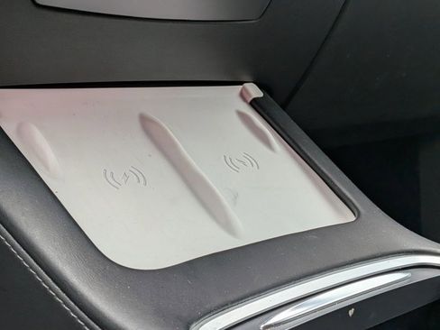 Used 2022 Tesla Model Y Performance AWD/4WD image 14