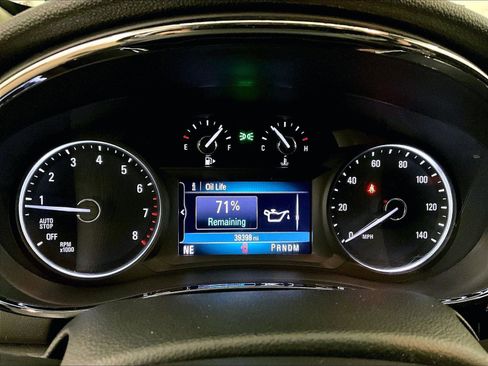 Used 2019 Buick Encore Sport Touring AWD/4WD image 19