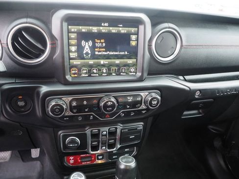 Used 2020 Jeep Wrangler Unlimited Rubicon w/ Quick Order Package 28Y Recon AWD/4WD image 22