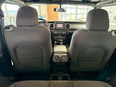 Used 2020 Jeep Wrangler Sport image 21