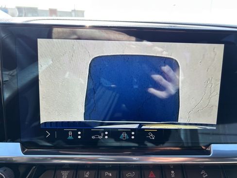 Used 2024 Chevrolet Silverado 2500 High Country w/ High Country Premium Package image 38