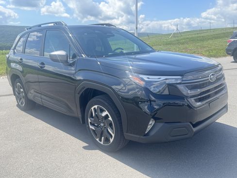 New 2026 Subaru Forester Touring AWD/4WD image 1