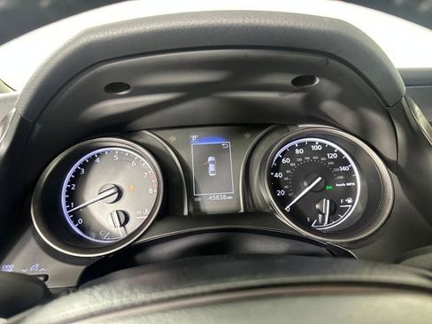 Used 2024 Toyota Camry SE image 17