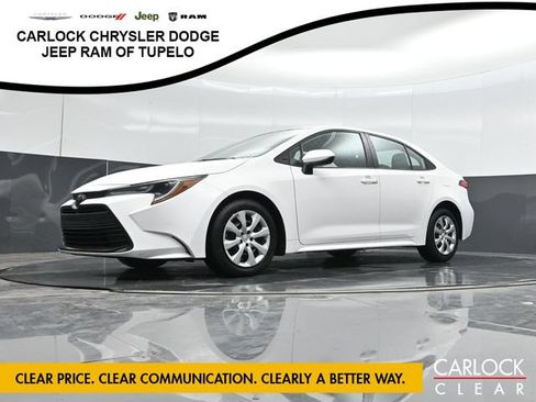 Used 2024 Toyota Corolla LE FWD image 55
