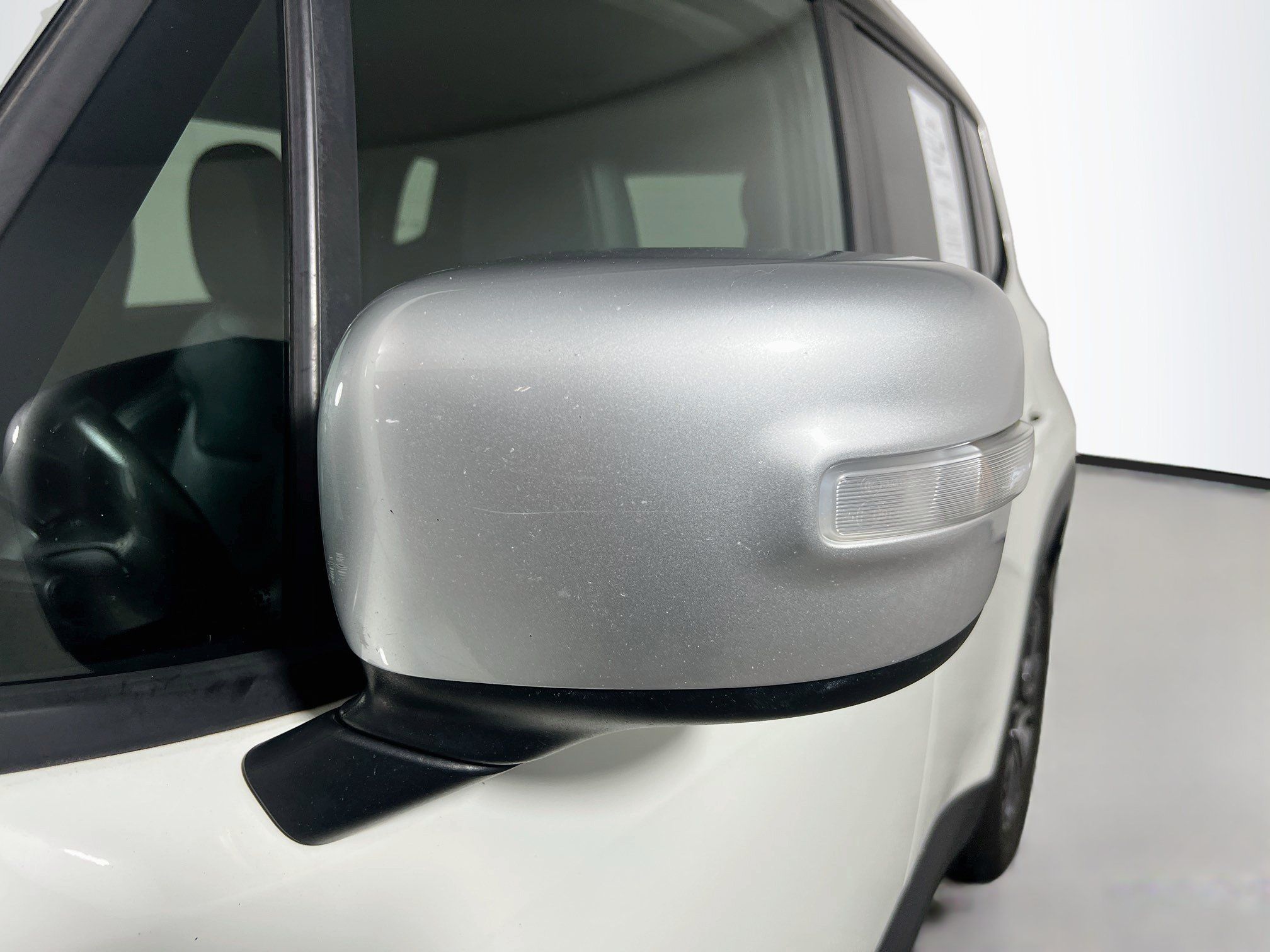 Used 2016 Jeep Renegade Limited FWD image 13