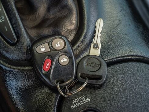 Used 2002 Chevrolet Corvette Convertible w/ Preferred Equipment Group2 image 35