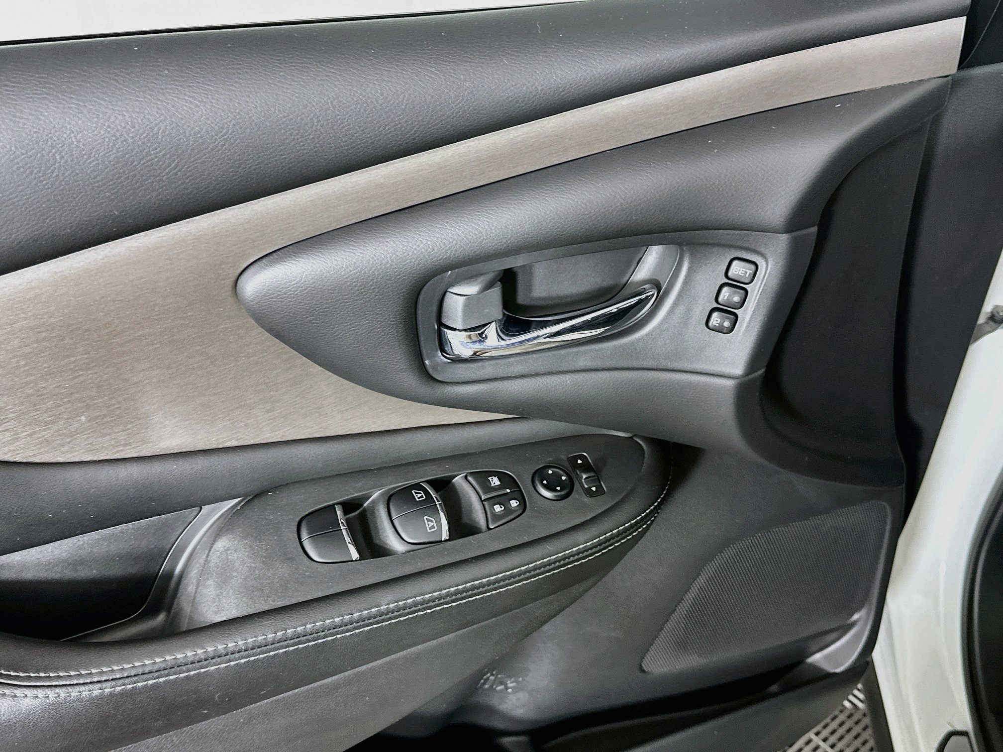 Used 2023 Nissan Murano SL FWD image 15