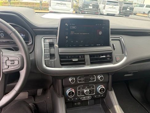 Used 2024 GMC Yukon AT4 w/ AT4 Premium Package AWD/4WD image 11