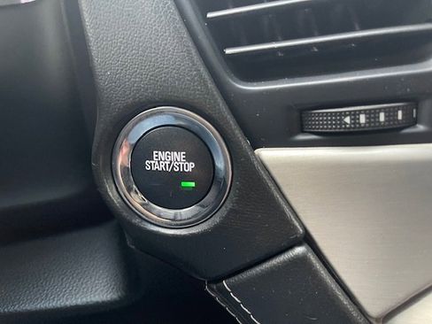 Used 2019 GMC Yukon XL Denali w/ Denali Ultimate Package image 31