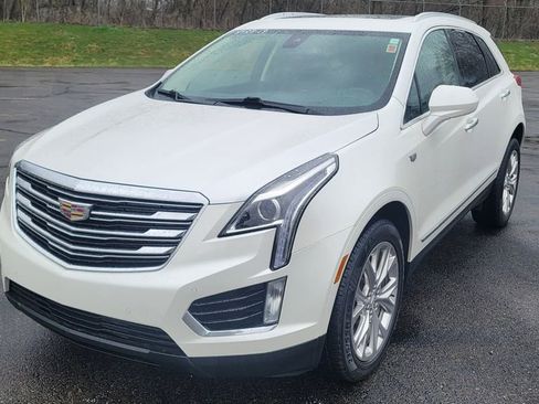 Used 2019 Cadillac XT5 Luxury image 3