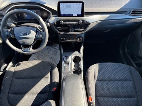 Certified 2025 Ford Escape Active w/ Cold Weather Package image 25