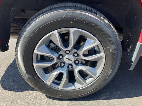 Used 2019 Chevrolet Silverado 1500 RST AWD/4WD image 12