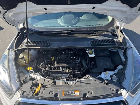 Used 2019 Ford Escape SE AWD/4WD image 32