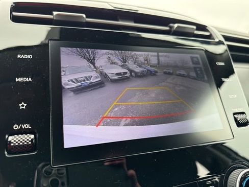 Used 2022 Hyundai Tucson SE image 8