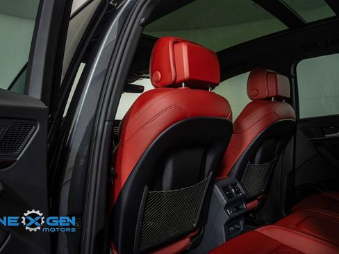 Used 2024 Audi SQ5 Prestige image 24