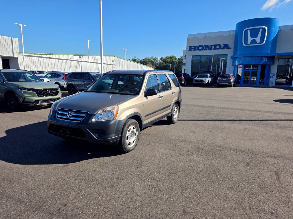 Used 2005 Honda CR-V LX image 7