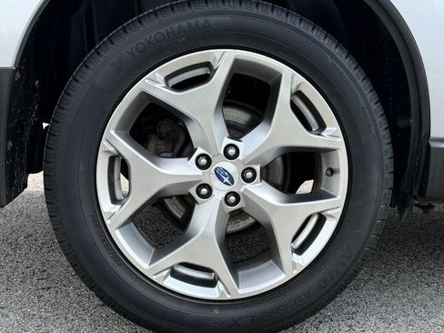 Used 2017 Subaru Forester 2.5i Touring AWD/4WD image 33