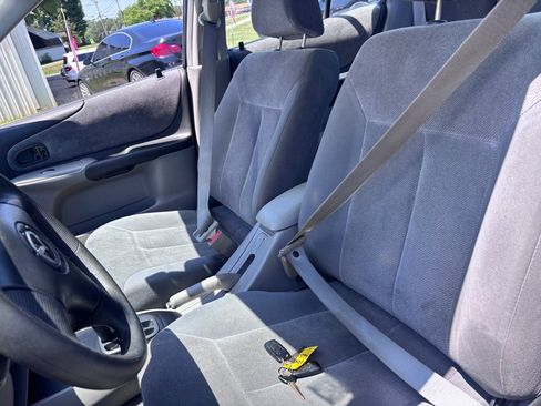 Used 2002 MAZDA Protege FWD image 12
