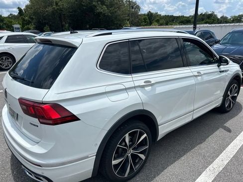 Used 2024 Volkswagen Tiguan SEL R-Line AWD/4WD image 4