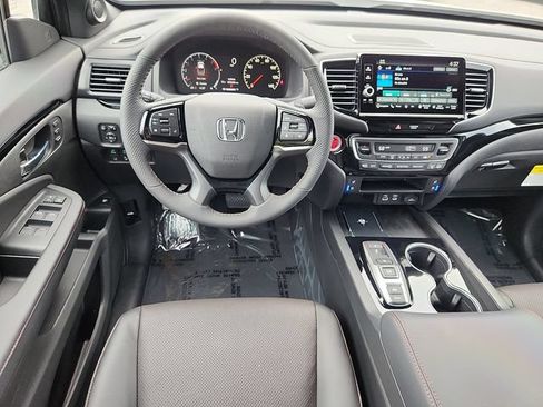 Certified 2026 Honda Ridgeline Black Edition image 12