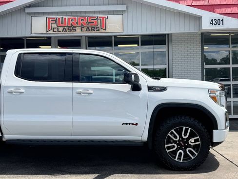 Used 2021 GMC Sierra 1500 AT4 w/ AT4 Premium Package AWD/4WD image 12