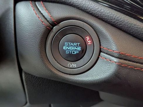 Used 2025 Dodge Durango GT RWD image 24