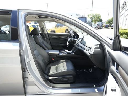 Used 2021 Honda Accord EX-L image 31