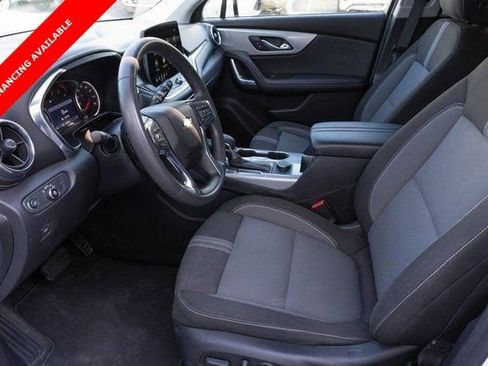Used 2023 Chevrolet Blazer LT AWD/4WD image 3
