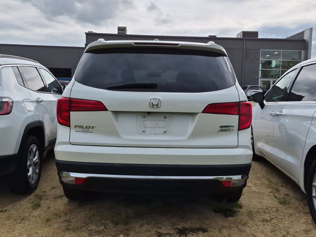 Used 2016 Honda Pilot Touring image 3