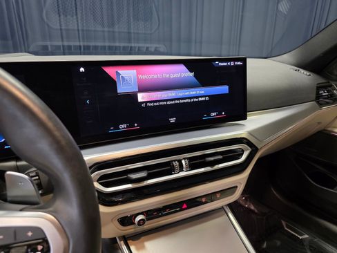 Used 2023 BMW 330i xDrive Sedan w/ M Sport Package image 27