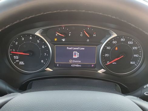 Certified 2023 GMC Terrain SLT image 12